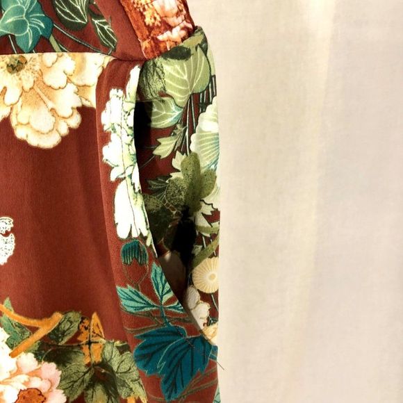 Chico’s Floral Wide Leg Pull On Pants Size 2R (12-14). Soft and comfortable. - Picture 3 of 8